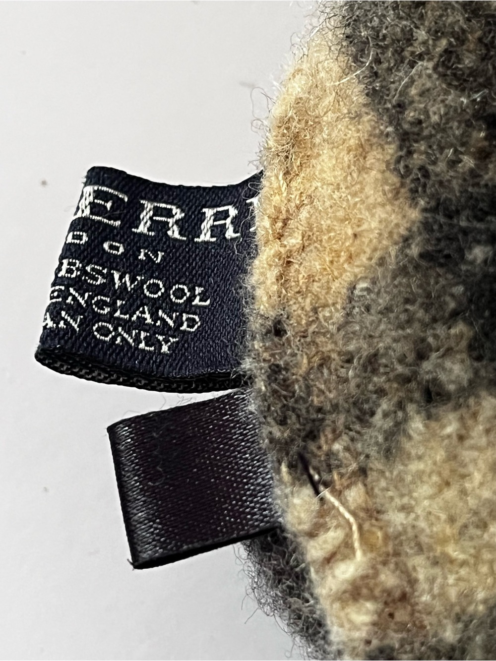 Burberry Wool Pom-Pom Beanie - Picture 11 of 11